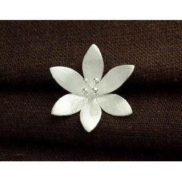 925 Sterling Silver Flower Pendant 21.5 mm.Satin Finished