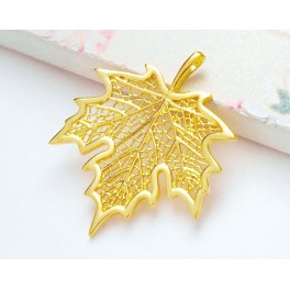 925 Sterling Silver 24k Gold Vermeil Style Maple Leaf Pendant.