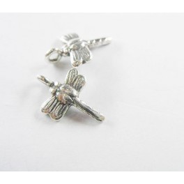 Karen Silver 4 Dragonfly Charms 11x13 mm.