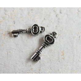 925 Sterling Silver 4 Key Charms 5x15mm.