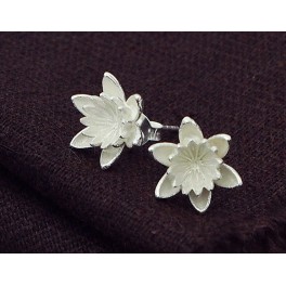 925 Sterling Silver Flower Stud Earrings 11mm.